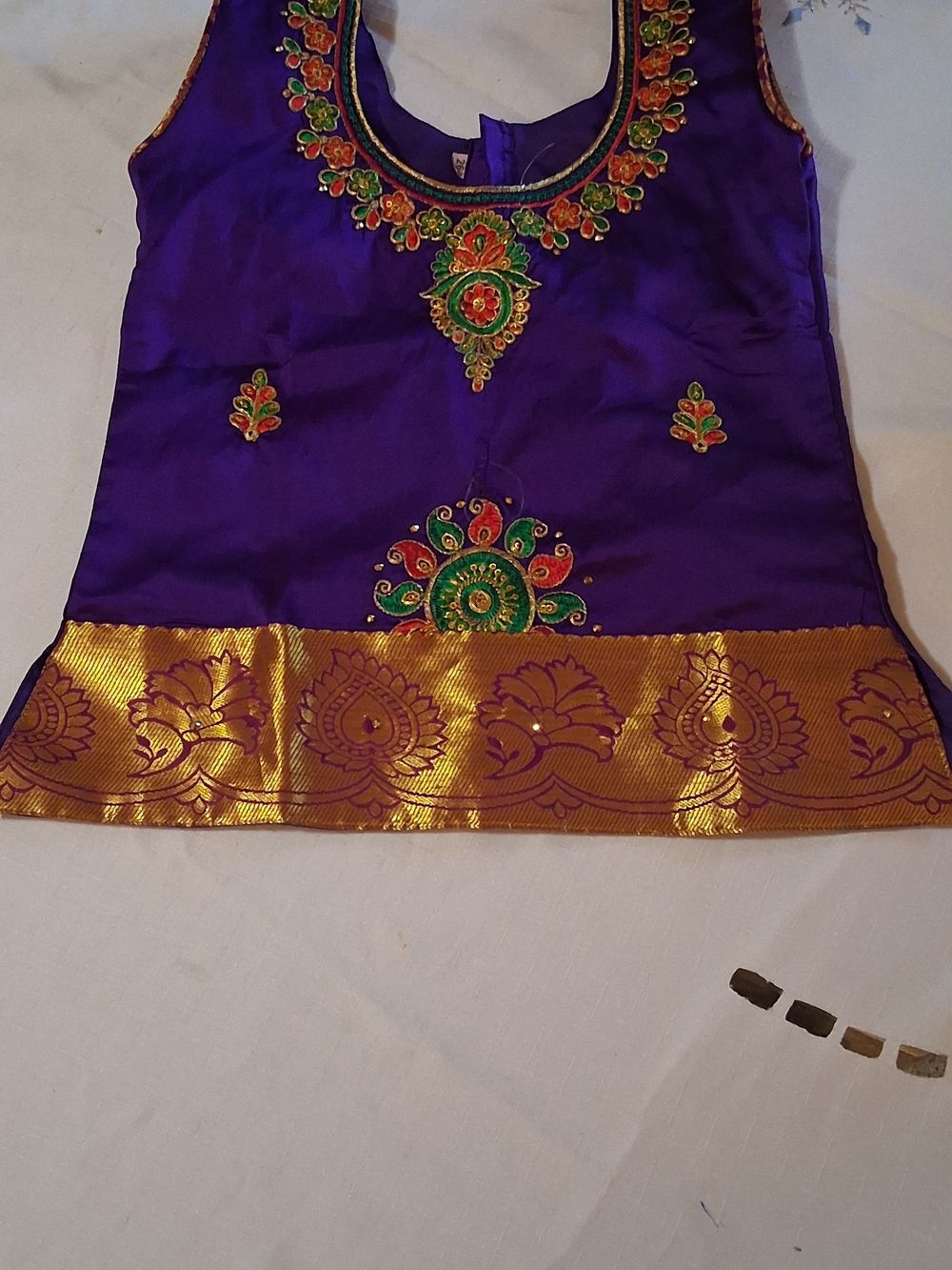 Girls Purple Embroidered Tunic with Gold Border 6/7 260952